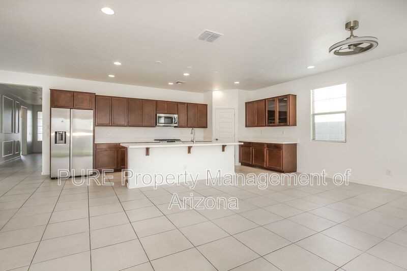 3769 N 102nd Ave - Photo 6 of 30