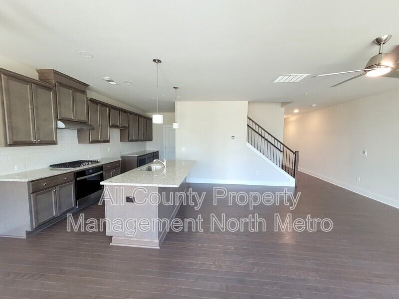 1242 Willowcrest Way - Photo 3 of 14