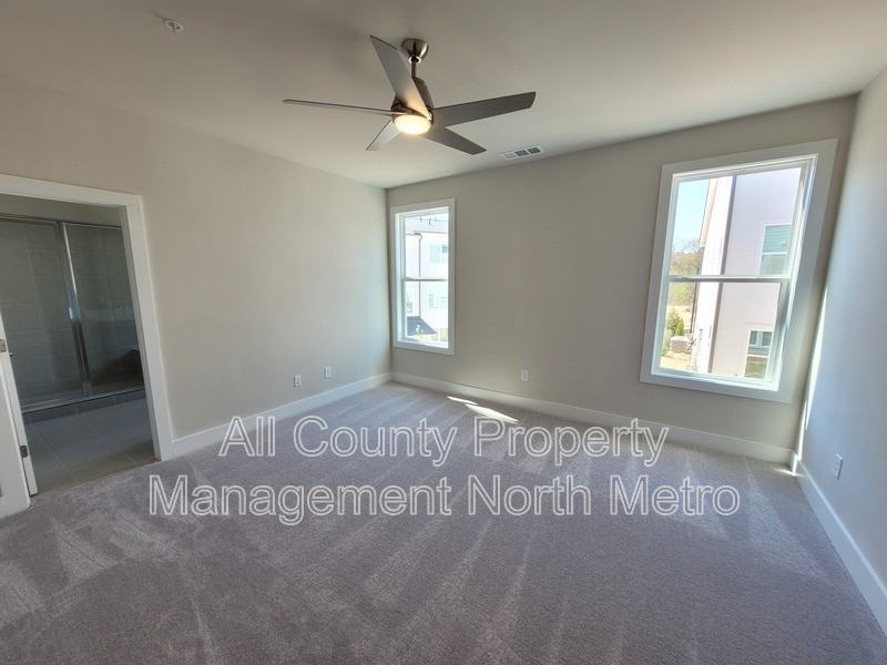 1242 Willowcrest Way - Photo 4 of 14