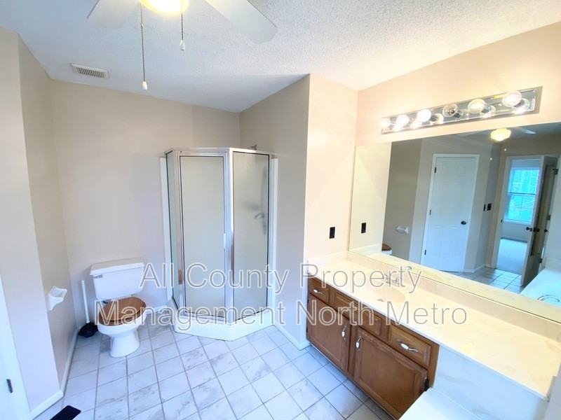 5196 Laurel Bridge Ct Se - Photo 7 of 10