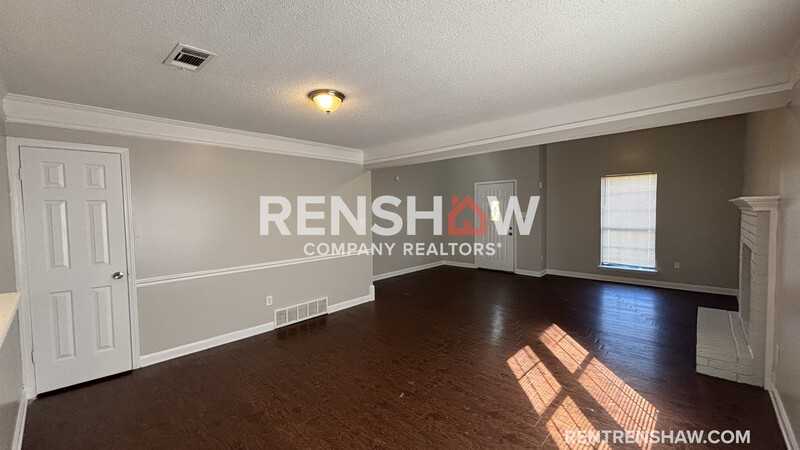 5825 Plum Valley Dr - Photo 3 of 15