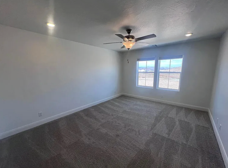 491 W Bronze Ridge Pl - Photo 3 of 18