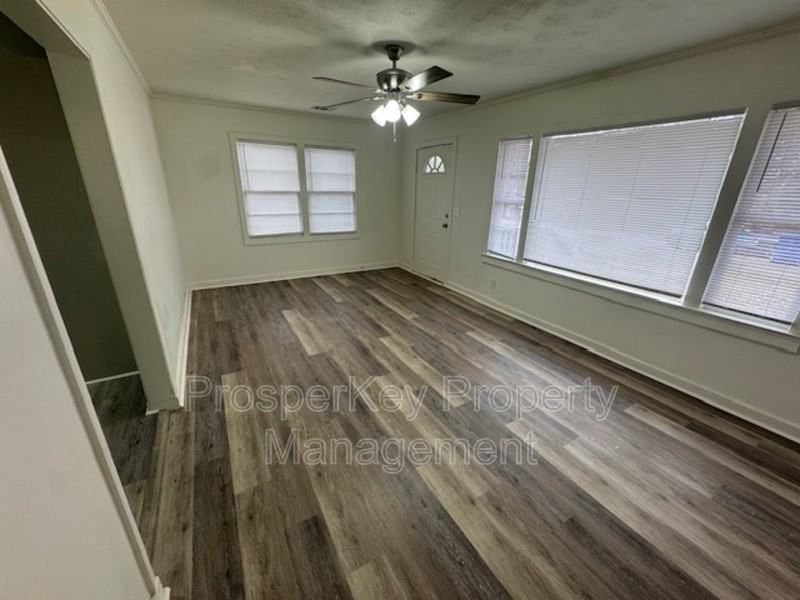 5710 August Ave - Photo 3 of 17