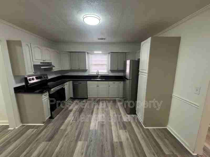 5710 August Ave - Photo 4 of 17