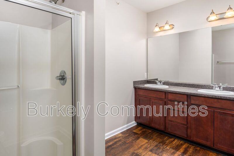 104 Thornton Ct #G - Photo 6 of 34