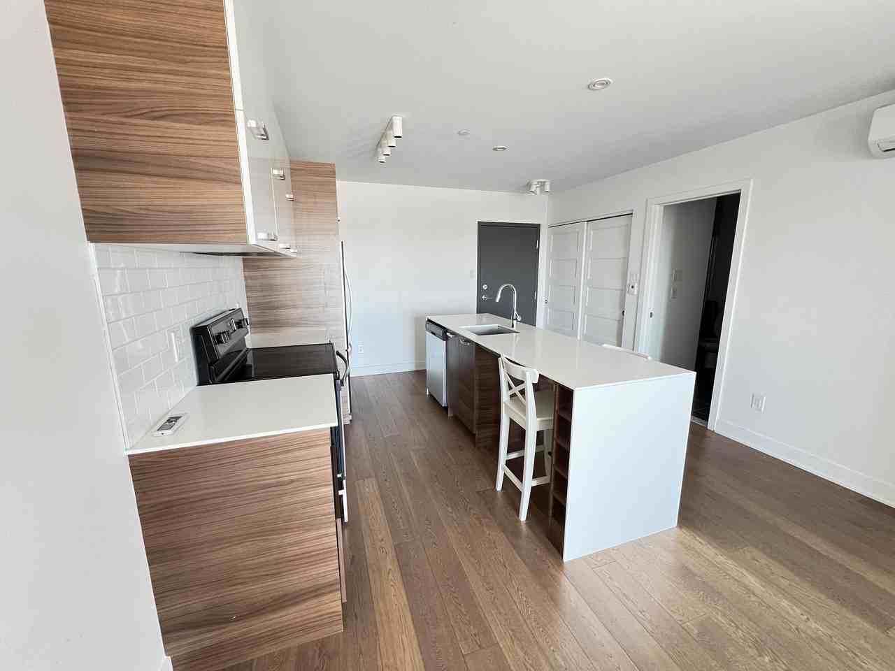 1400 Rue Lucien-Paiement - Photo 5 of 11