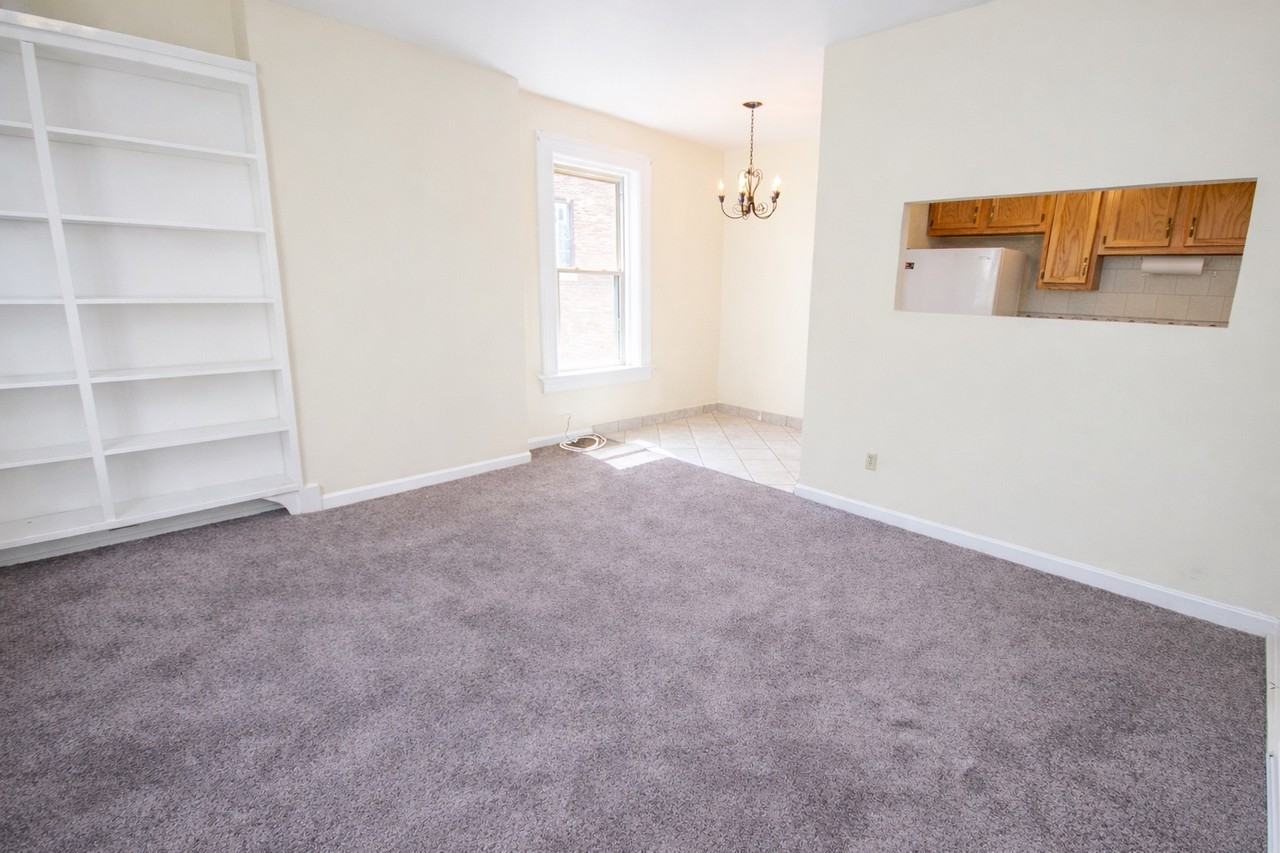 DITHRIDGE STREET -- 079 - Photo 6 of 17