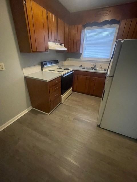 SHATTALON TERRACE APARTMENTS - Photo 5 of 22