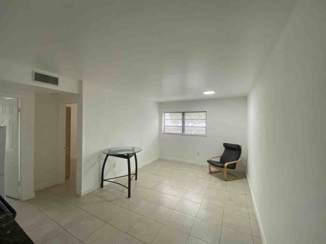 2207 Jackson Street - Photo 5 of 11