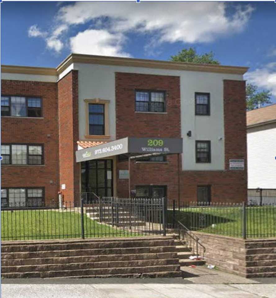 209 William Street - Photo 2 of 19