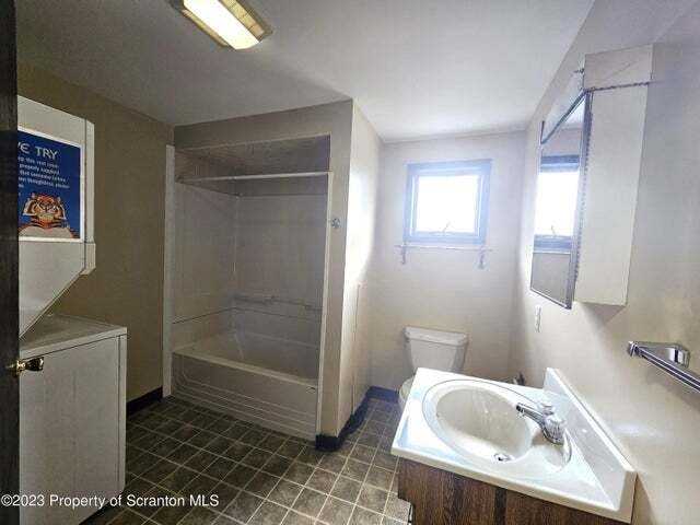 526 North  Hughes Court - Photo 5 of 8