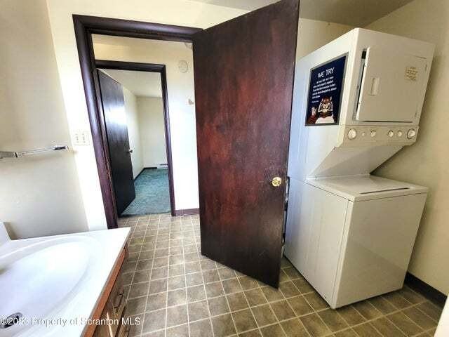 526 North  Hughes Court - Photo 6 of 8