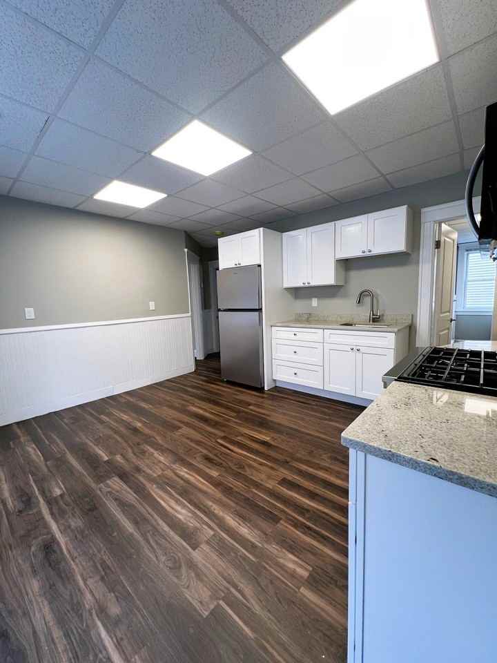 Hebert - Photo 2 of 41