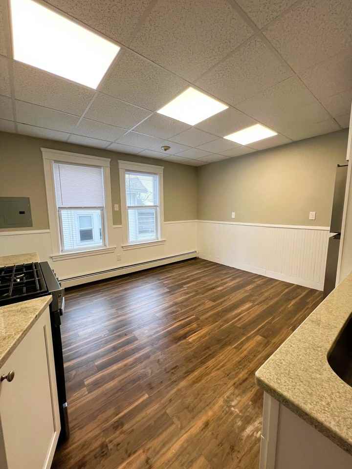 Hebert - Photo 6 of 41