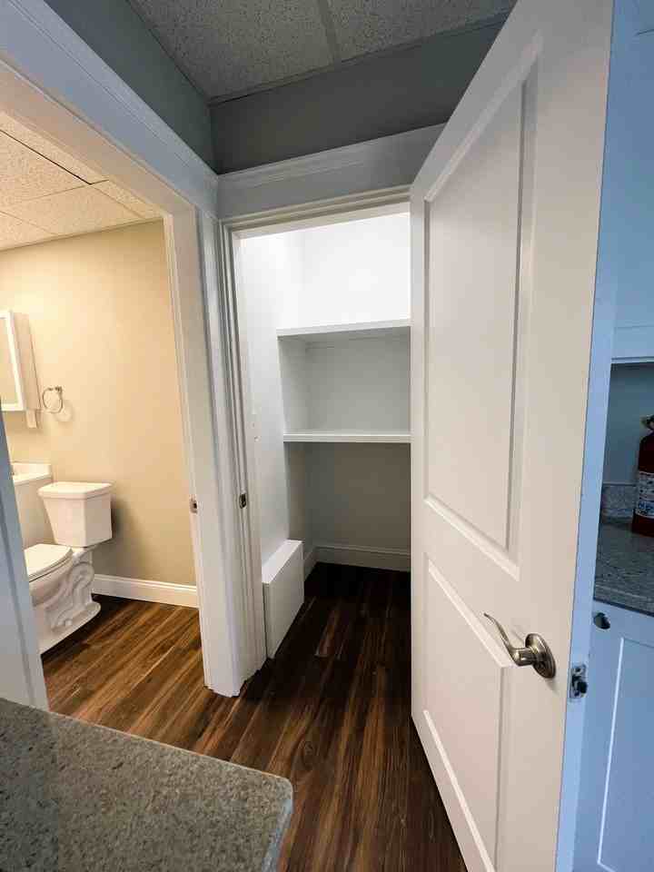 Hebert - Photo 7 of 41