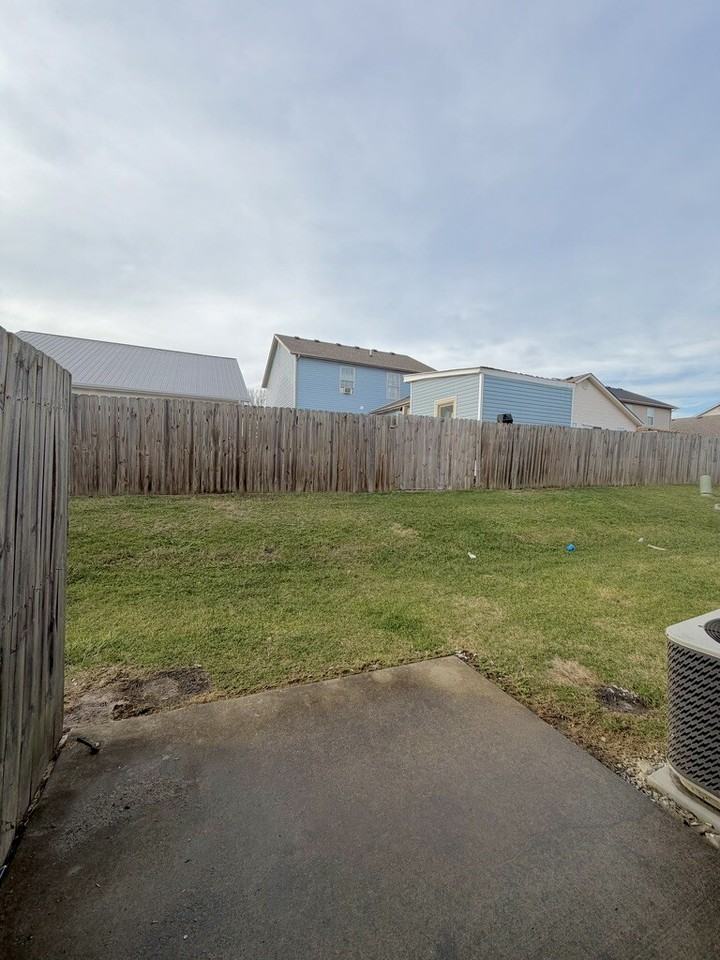 135 Chatham Place - Photo 4 of 31