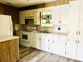 1104 Halsey St - Photo 1 of 1