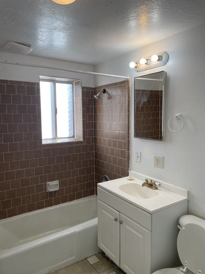 104 West 5050 South #2 - Photo 5 of 14