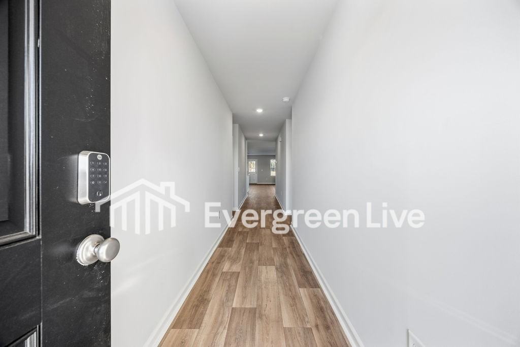 1310 Willow Oaks Way - Photo 3 of 27