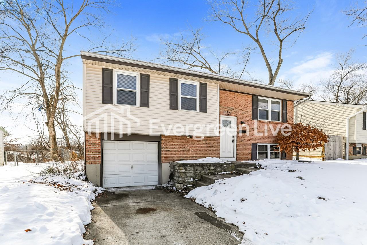 10325 Season Dr - Photo 2 of 15