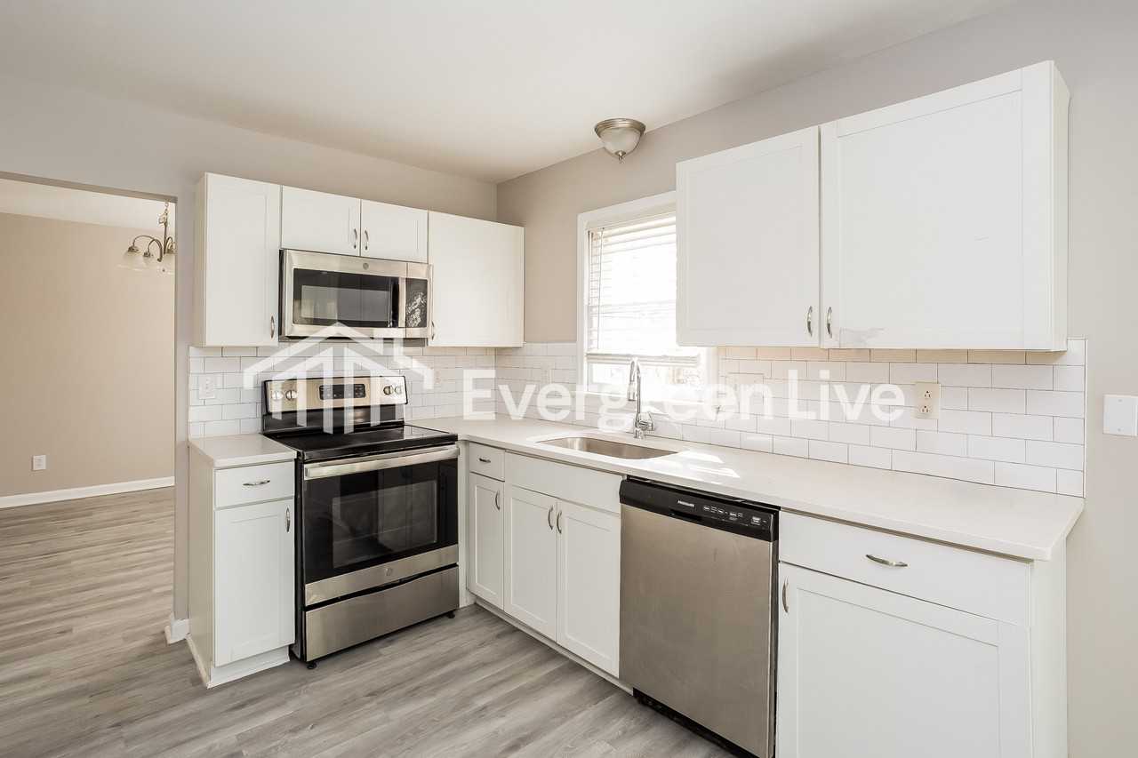 907 Doby Springs Dr - Photo 6 of 15