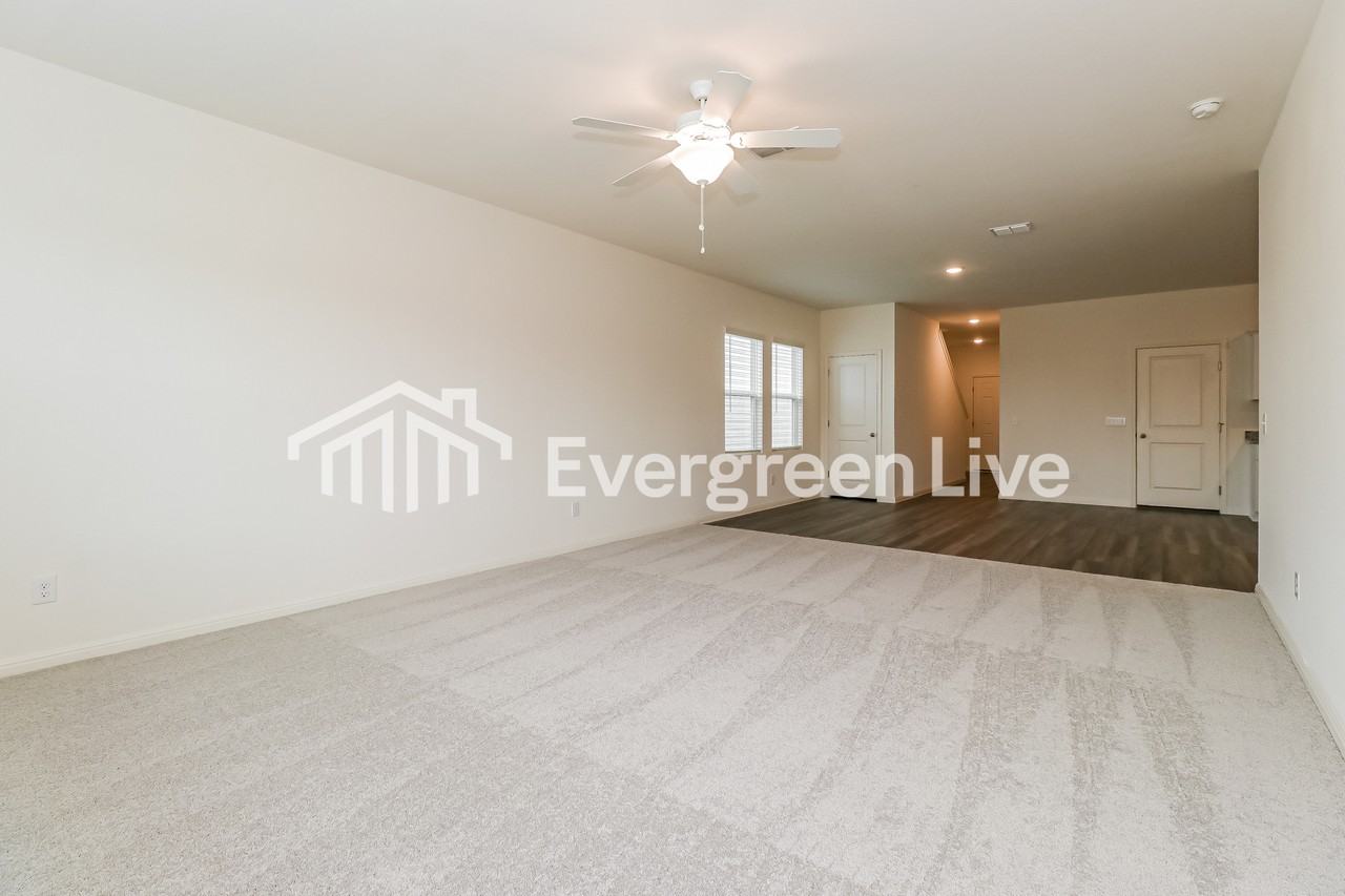 16024 Viburnum Dr - Photo 6 of 15