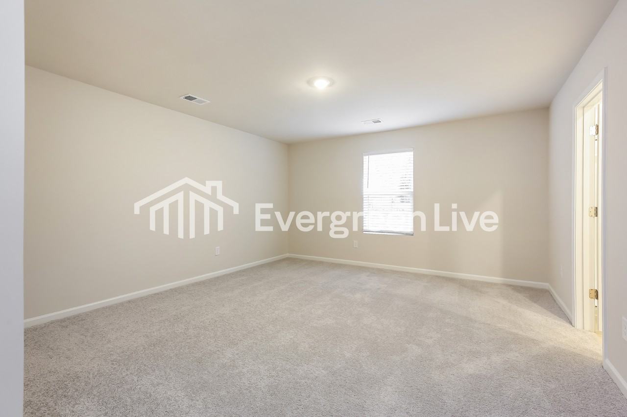 209 Meadow Gate Court - Photo 7 of 15