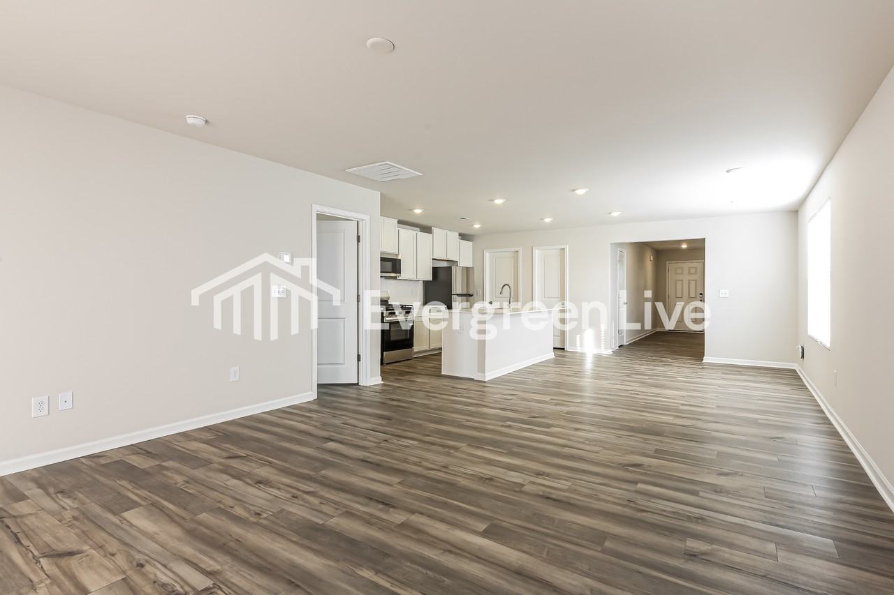 105 Stokely Way - Photo 3 of 15