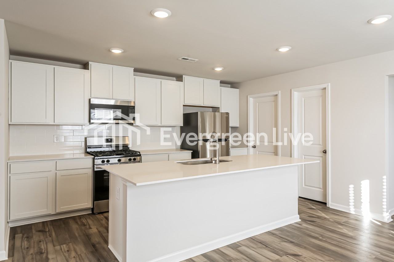 105 Stokely Way - Photo 6 of 15