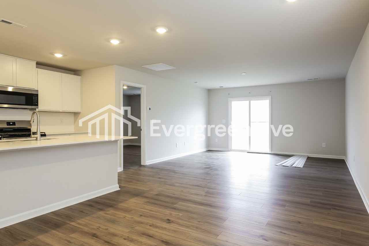 205 Stokely Way - Photo 5 of 16