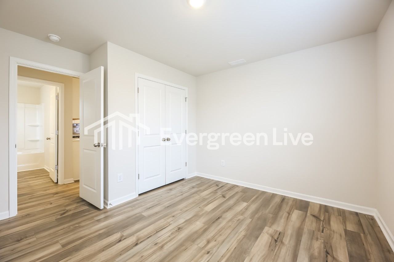 207 Stokely Way - Photo 5 of 15