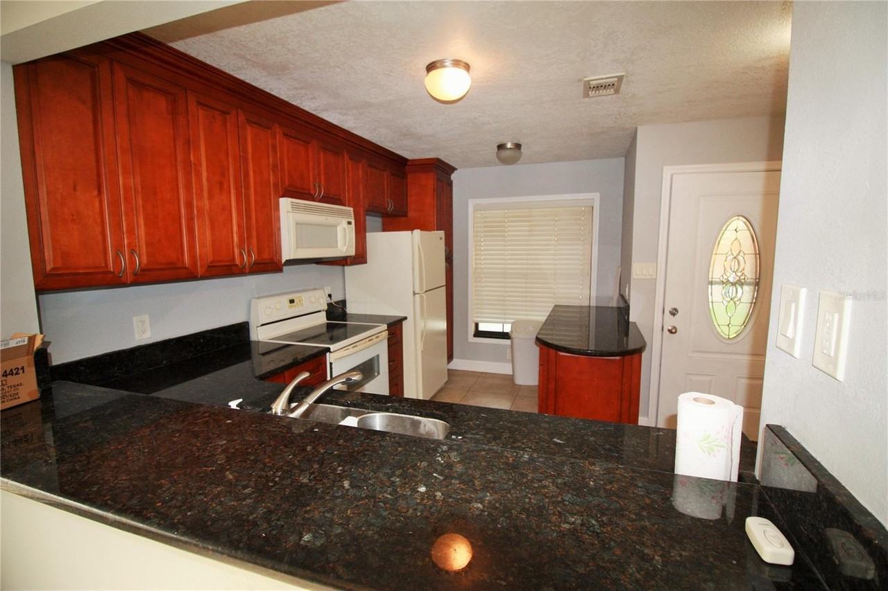 Mayer Street 2709 - Photo 3 of 14