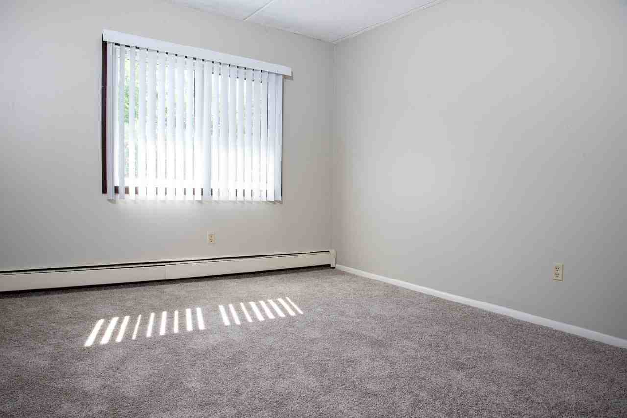 Meadowview - Photo 4 of 16