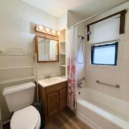 1014 1/2 Gaston Ave Apt 2 - Photo 6 of 6