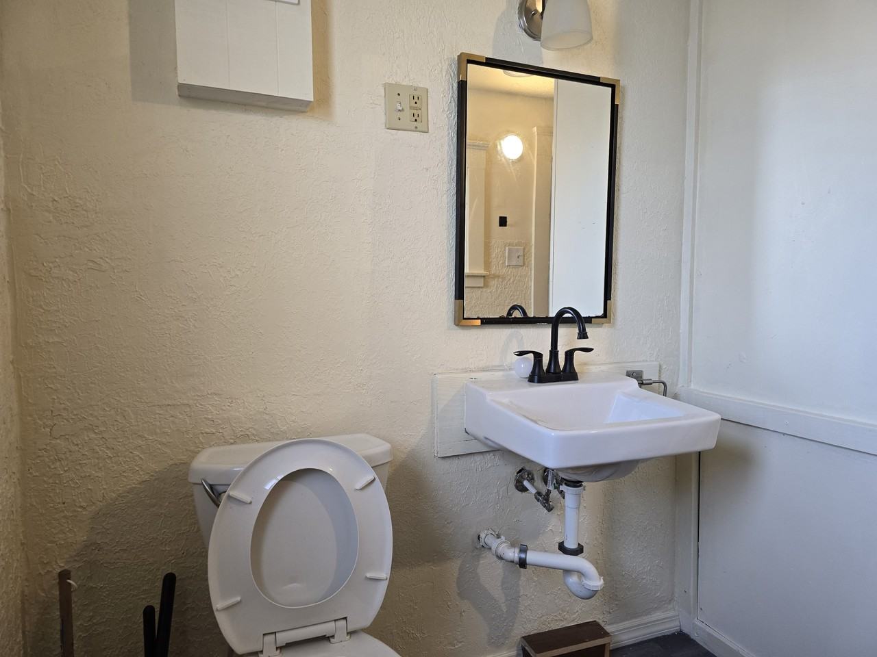 1134 S Linden Ave - Photo 4 of 16