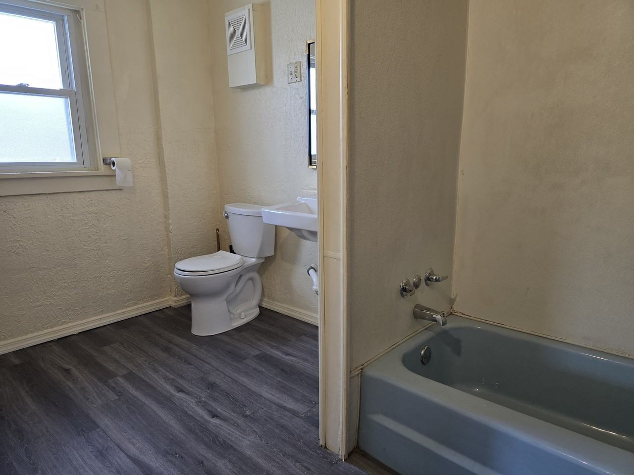 1134 S Linden Ave - Photo 7 of 16