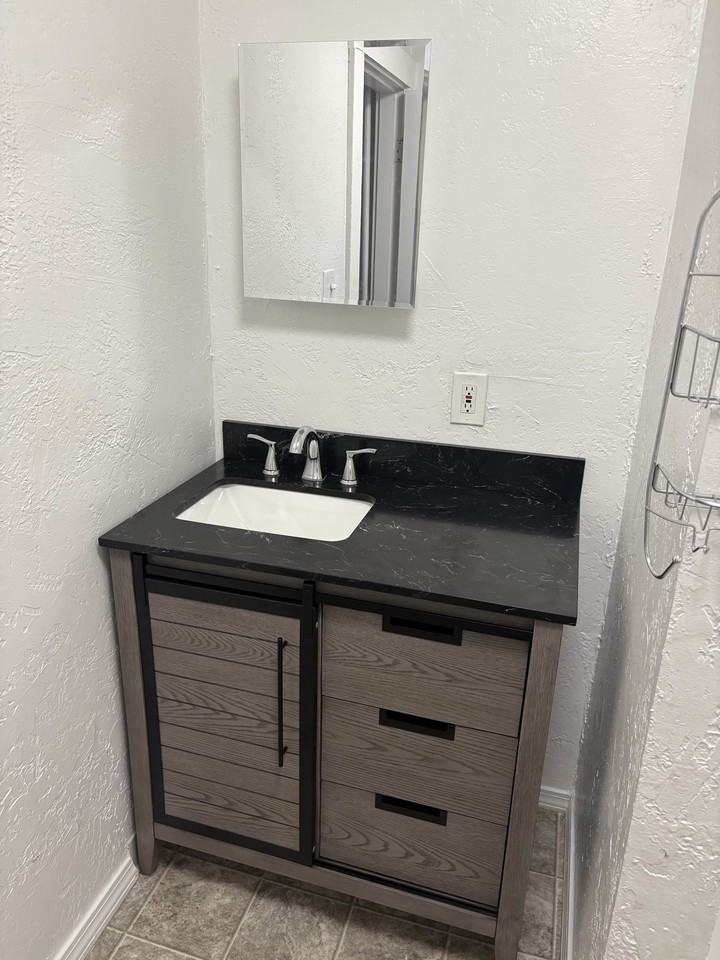 10 Edgewood Circle - Photo 2 of 5