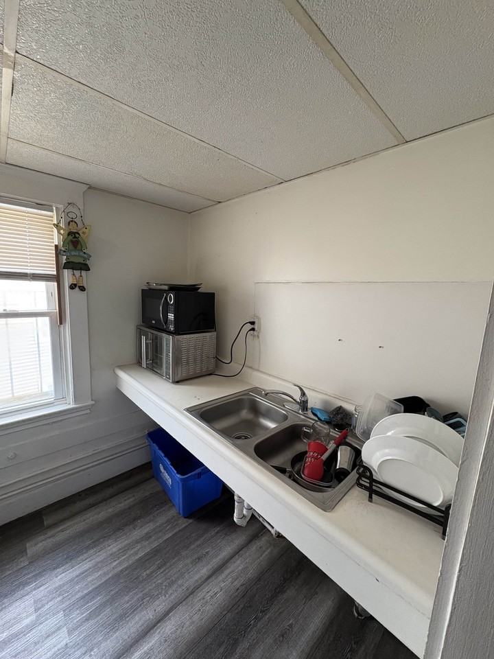 10 Edgewood Circle - Photo 4 of 5