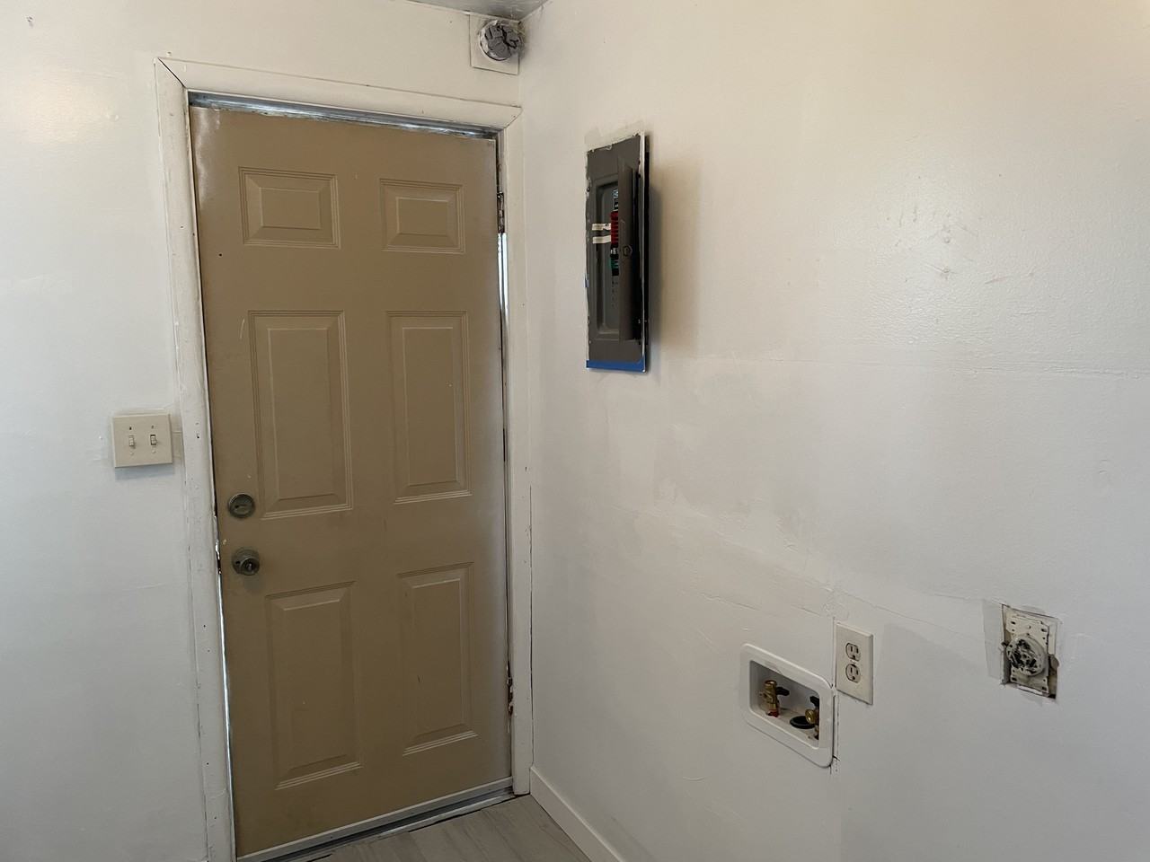 3455 Brinker Avenue - Photo 7 of 15