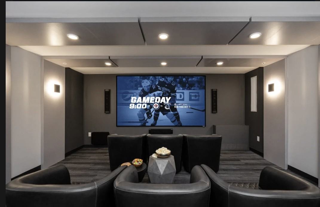 1792 Pembina Hwy - Photo 7 of 10