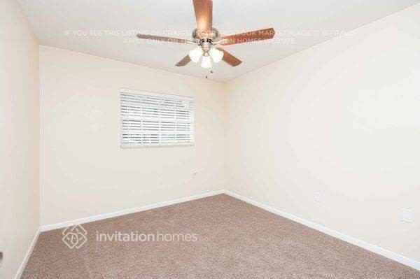 984 Oak Dr - Photo 6 of 11