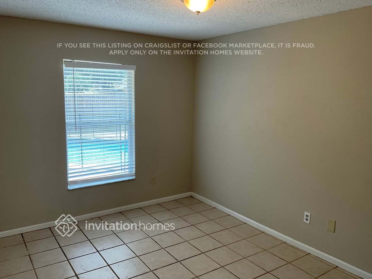 8147 Wellsmere Cir - Photo 4 of 9