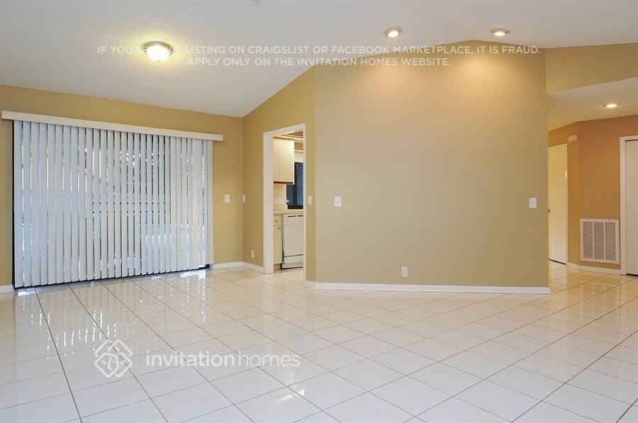 5023 Orange Grove Way - Photo 3 of 20