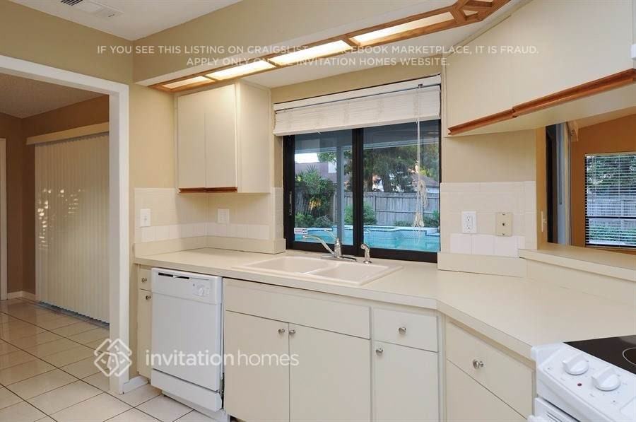 5023 Orange Grove Way - Photo 4 of 20