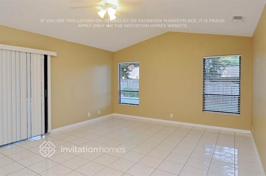 5023 Orange Grove Way - Photo 7 of 20