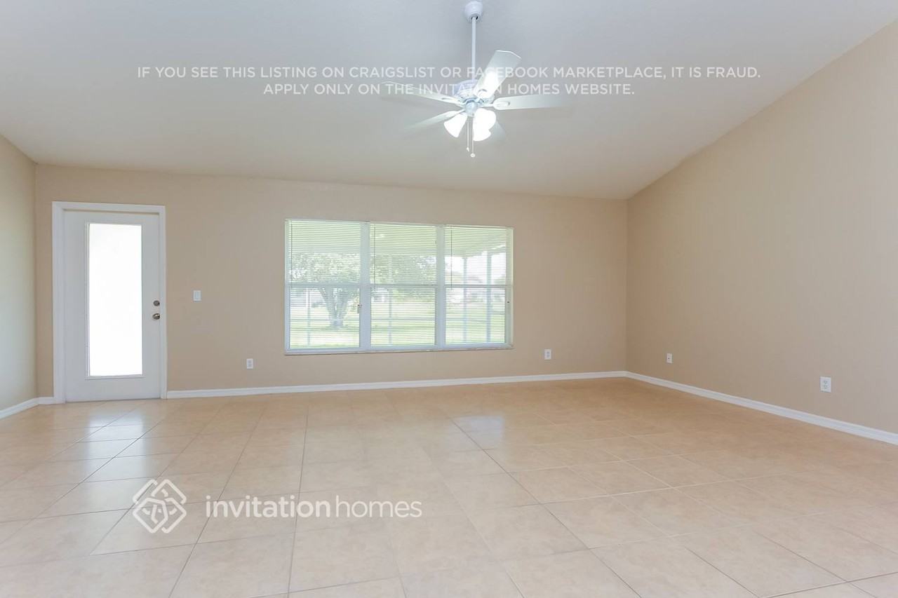 391 Vitorio St - Photo 3 of 21