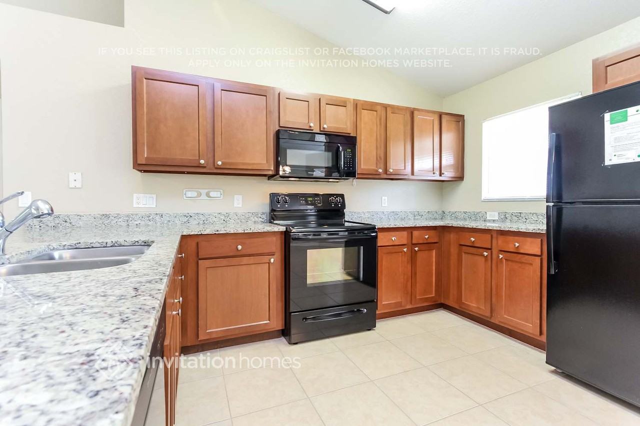 391 Vitorio St - Photo 7 of 21