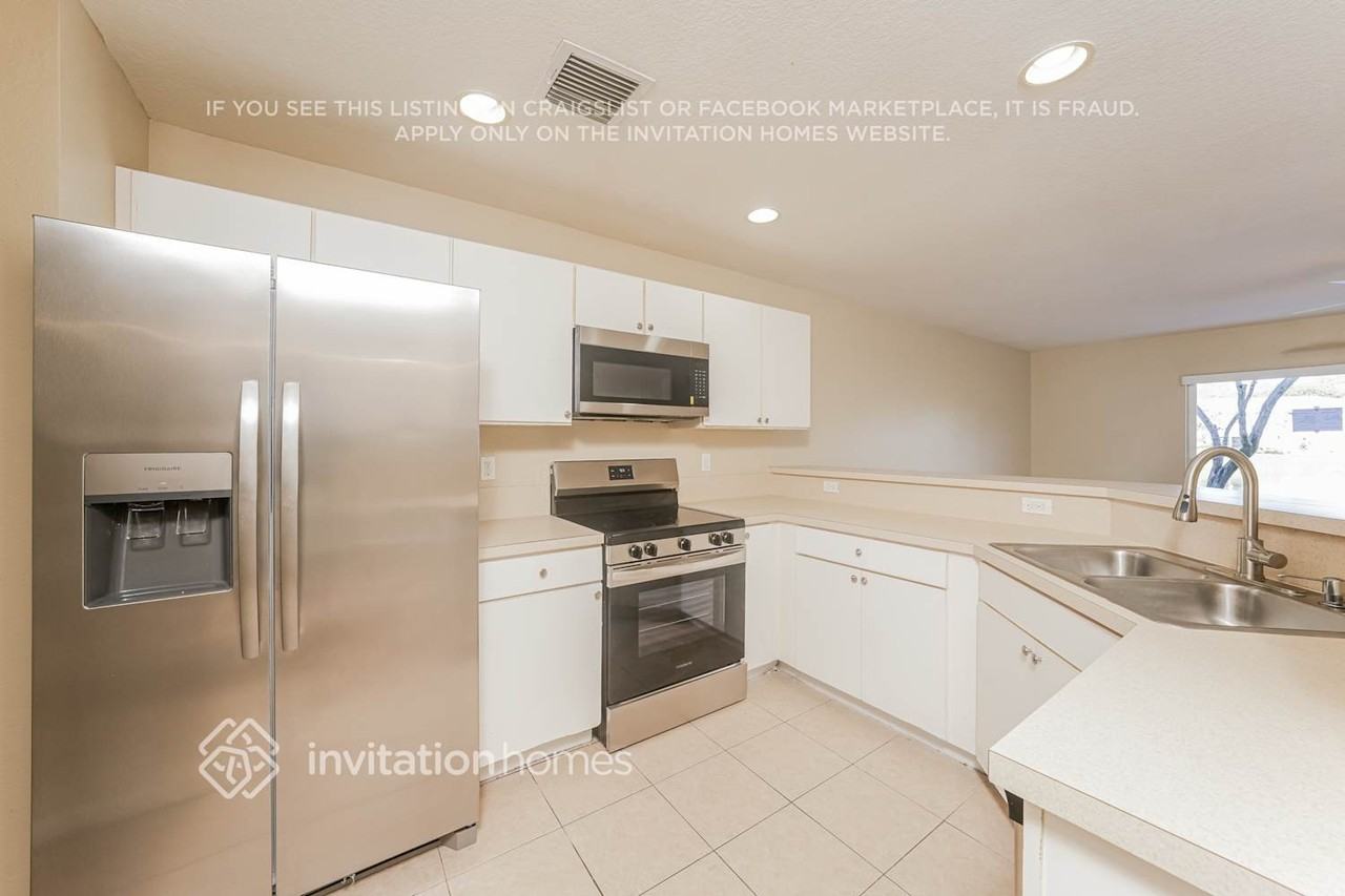 16099 Sierra Palms Dr - Photo 7 of 18