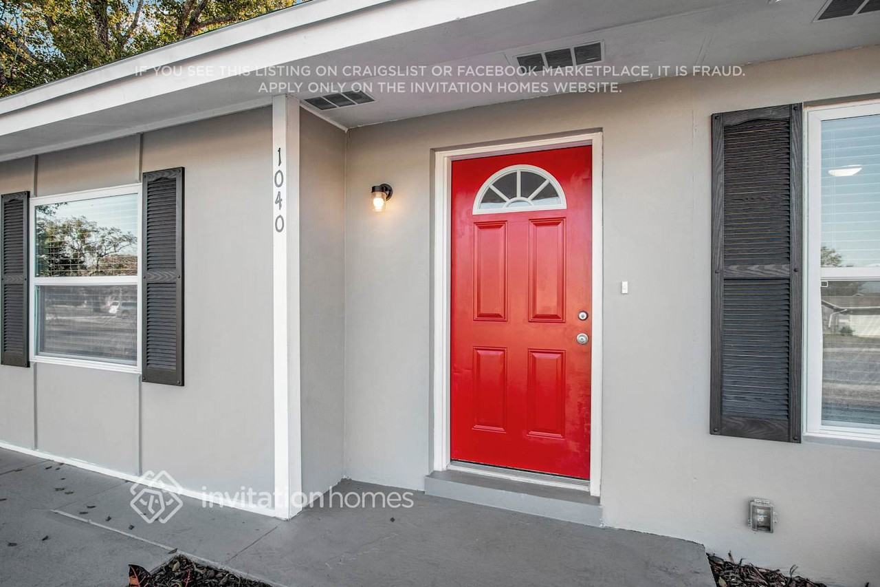 1040 Edgehill Ave - Photo 4 of 31