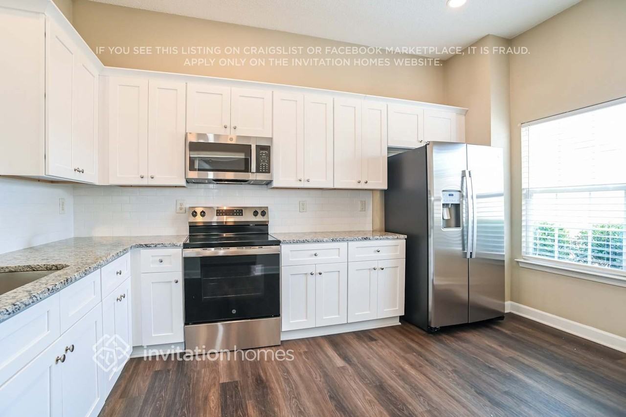 6239 Day Lilly Ln - Photo 7 of 18